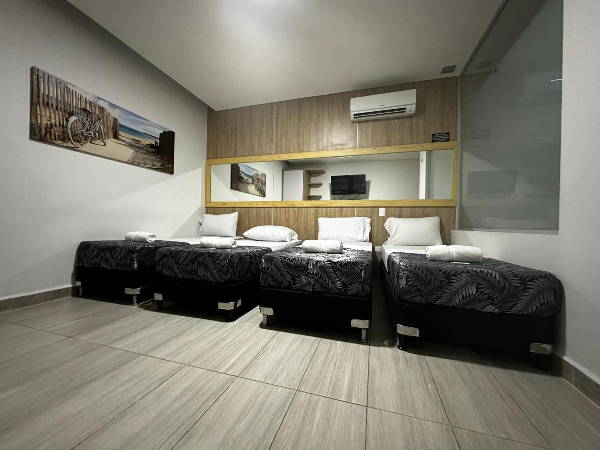 Hotel Piso 12 Bello Kültér fotó