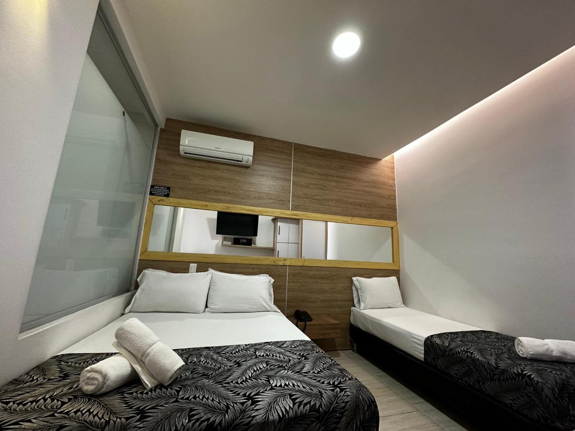 Hotel Piso 12 Bello Kültér fotó