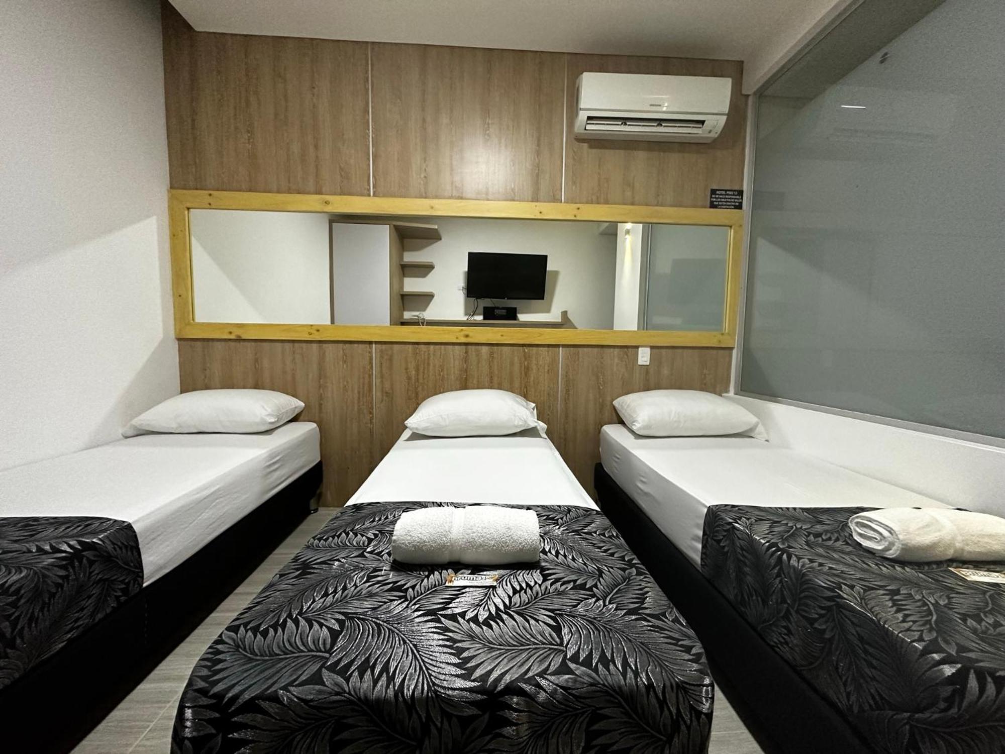 Hotel Piso 12 Bello Kültér fotó